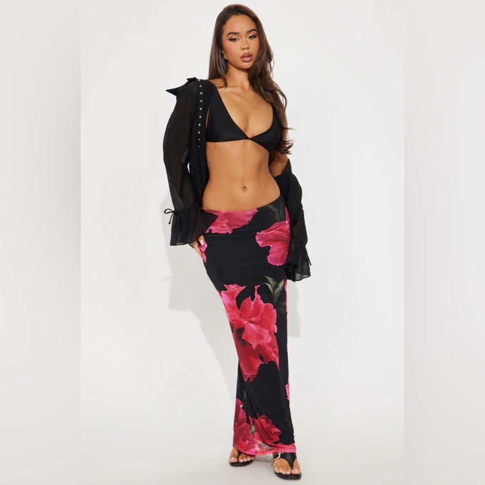 Fashion Nova Dark Romance Floral Mesh Maxi Skirt - Black/Pink Size Small